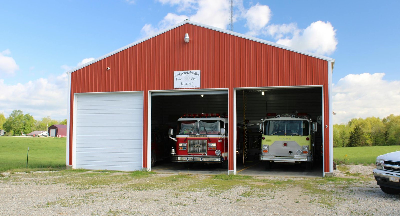 A 3 door fire station